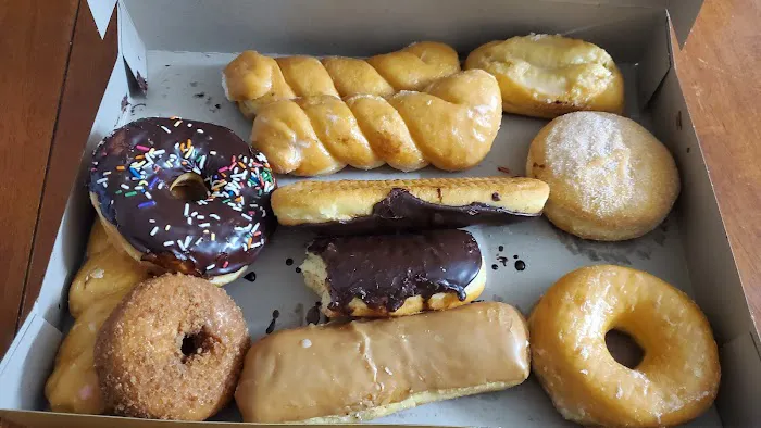 Yum Yum Donuts Picture 1