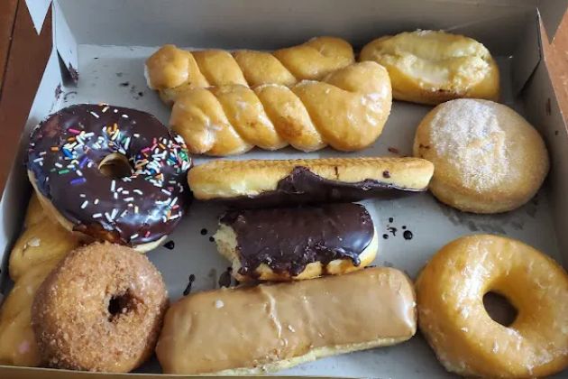 Yum Yum Donuts