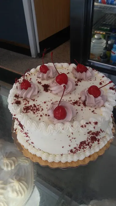Pisker's Bakery Picture 1