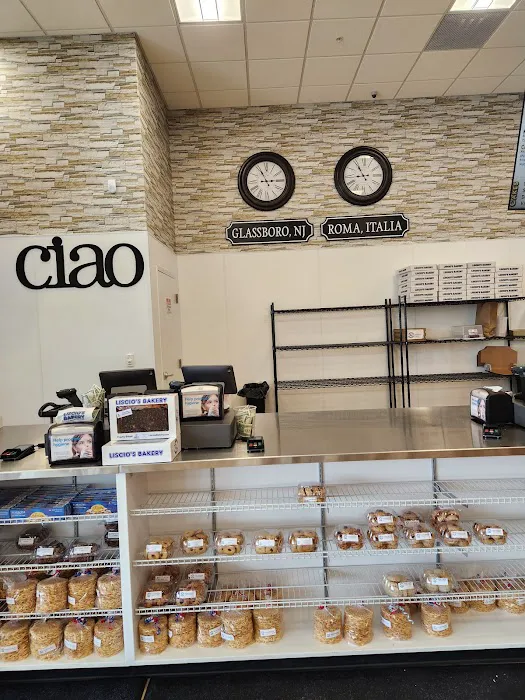 Liscio's Italian Bakery & Deli Picture 7