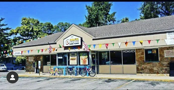 Bagel Express and Mini Mart Picture 5