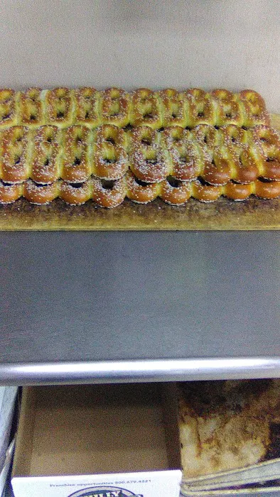 Philly Pretzel Factory Picture 4
