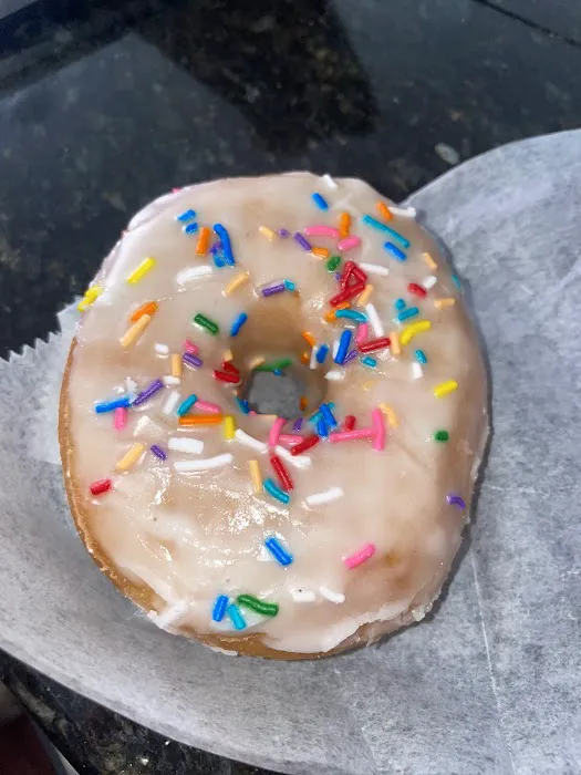 Dottie’s Donuts Picture 10