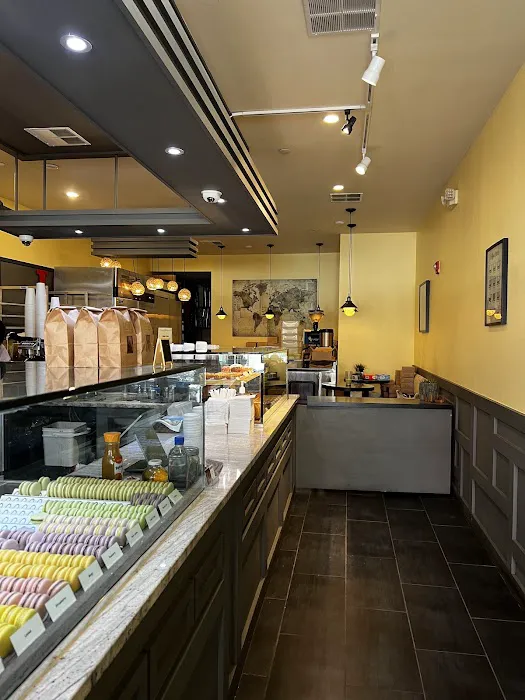 ICI Macarons & Cafe Picture 8