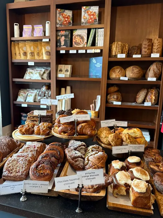 High Street Bakery Picture 4