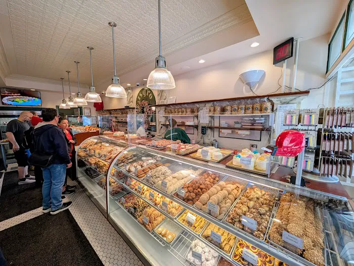 Isgro Pastries Picture 4