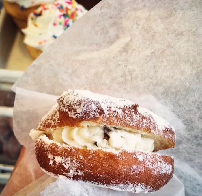 Frangelli's Bakery & Donuts Picture 6
