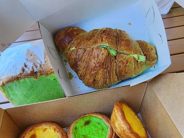 New York Bakery Picture 3