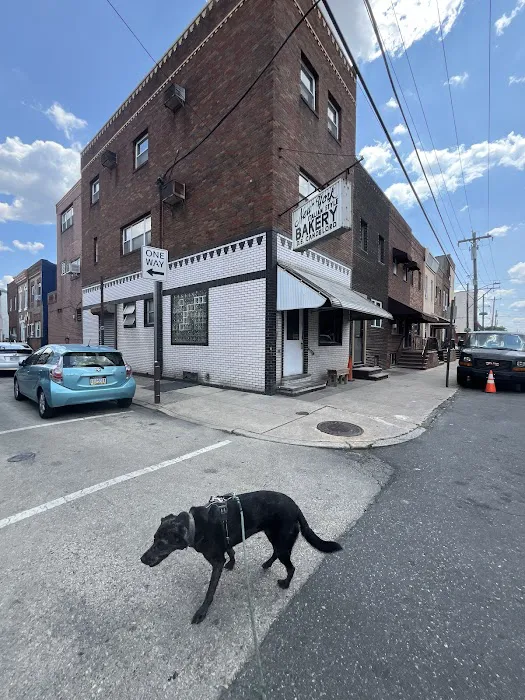 New York Bakery Picture 10