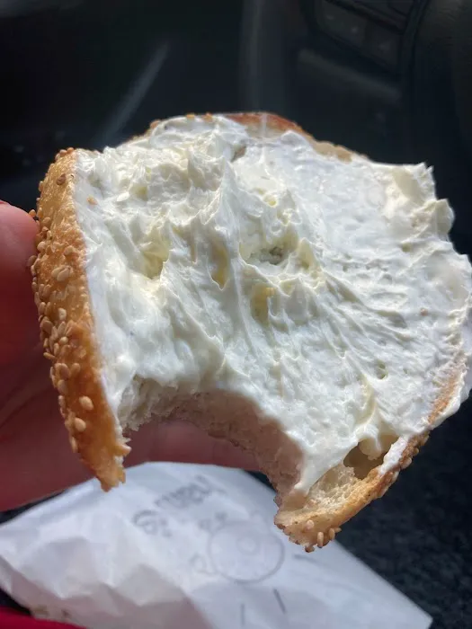 Hank's Bagels Picture 5