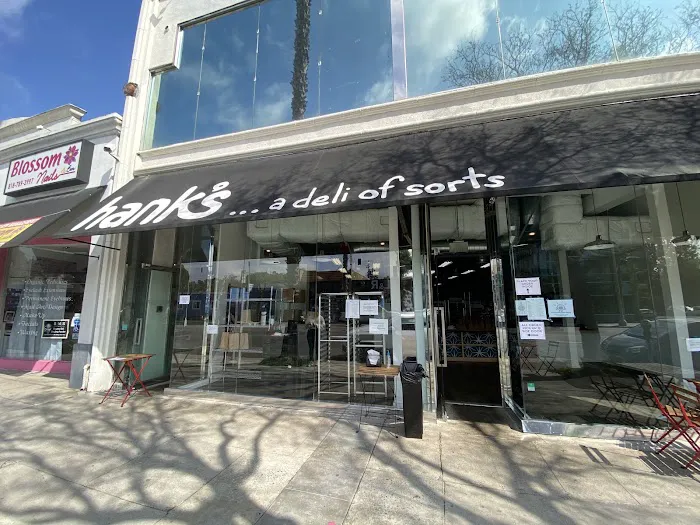 Hank's Bagels Picture 7