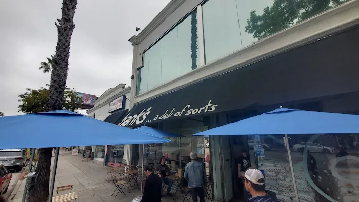 Hank's Bagels Picture 2