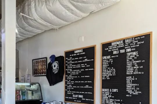 Hank's Bagels