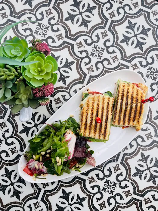 Cafe Irucci Picture 1