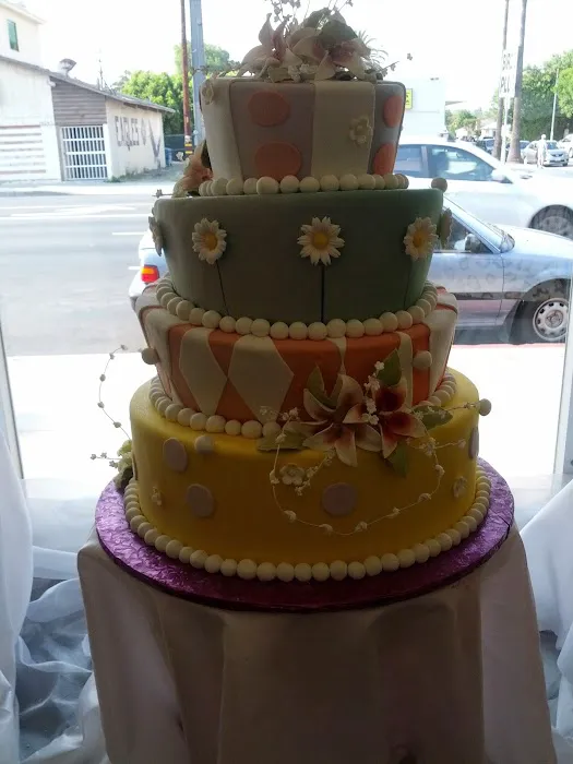 Erotic Cakes Shop of Los Angeles Picture 4