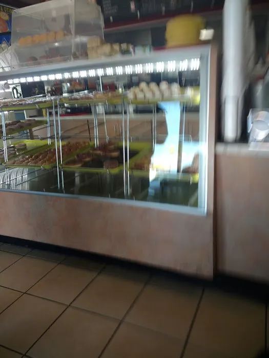 Donut Factory Picture 3