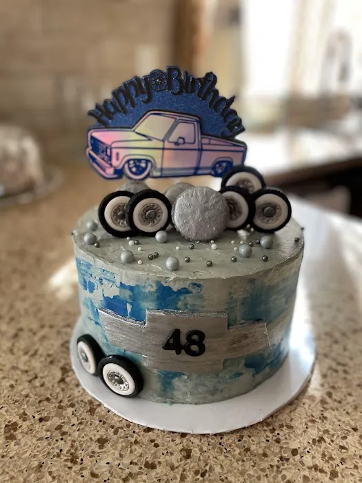 Botanical Cake House Picture 6