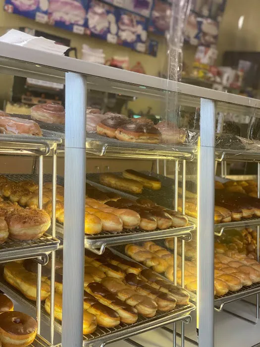 Daily Fresh Donuts Picture 2