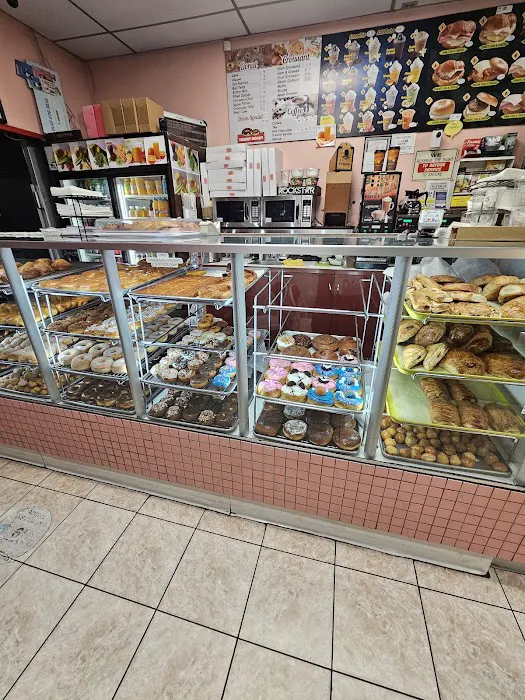 Yummy Donuts & Croissants Picture 2