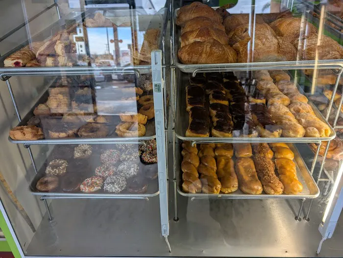Pam's Doughnuts & Yogurt Picture 4