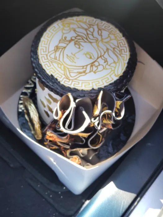 Royalty Cakes Picture 5