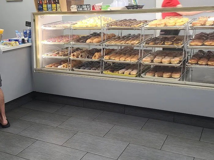 Scott's Donuts & Cafe Picture 8