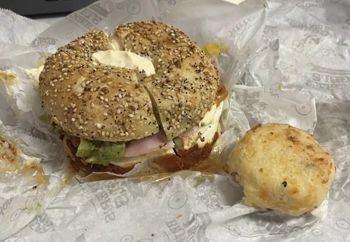 Bruegger's Bagels Picture 3