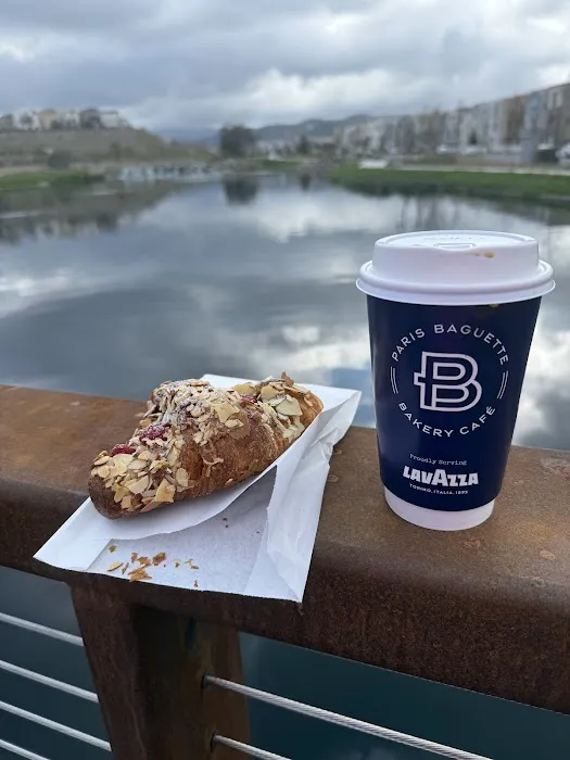 Paris Baguette Picture 2