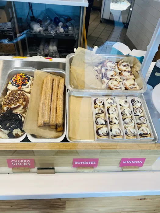 Cinnabon Picture 7