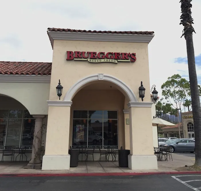 Bruegger's Bagels Picture 9