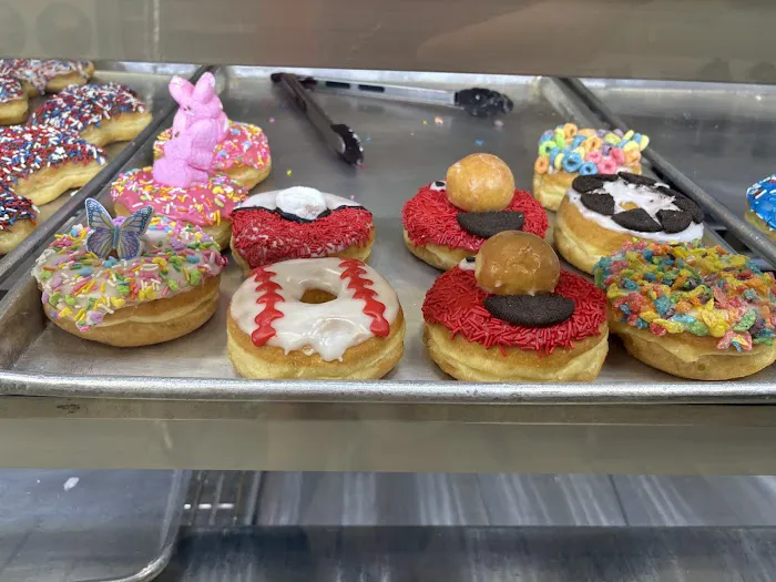 KD's Donuts Picture 5