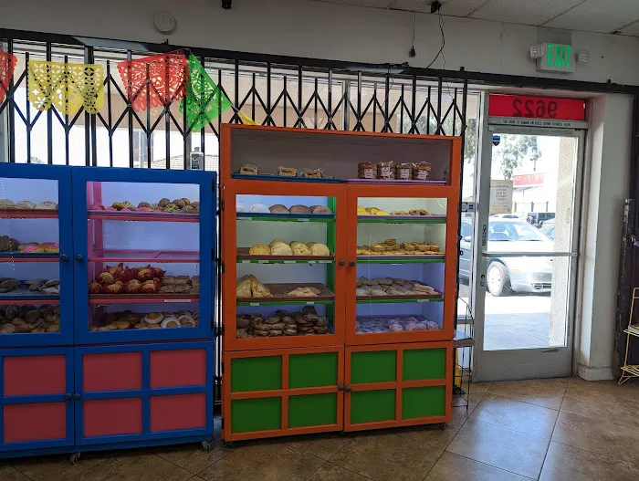 Alebrijes Bakery Picture 7