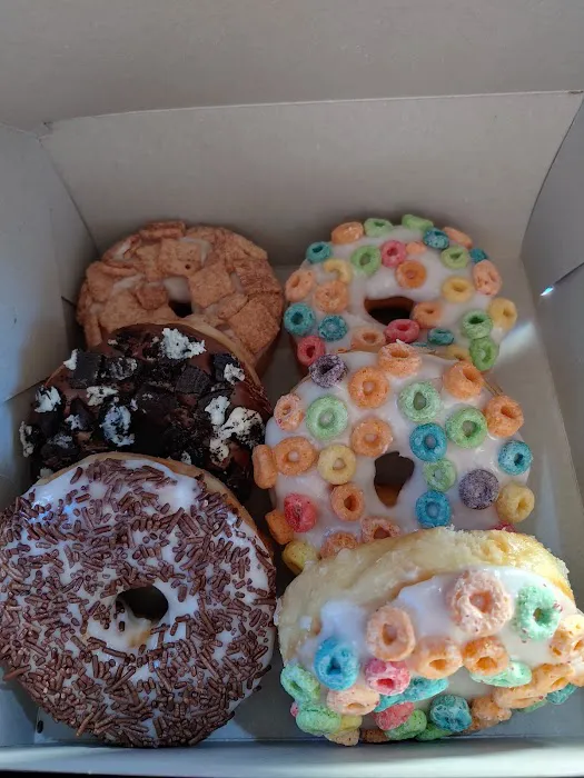 Express Donuts Picture 3