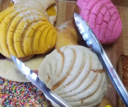 La Estrella Bakery