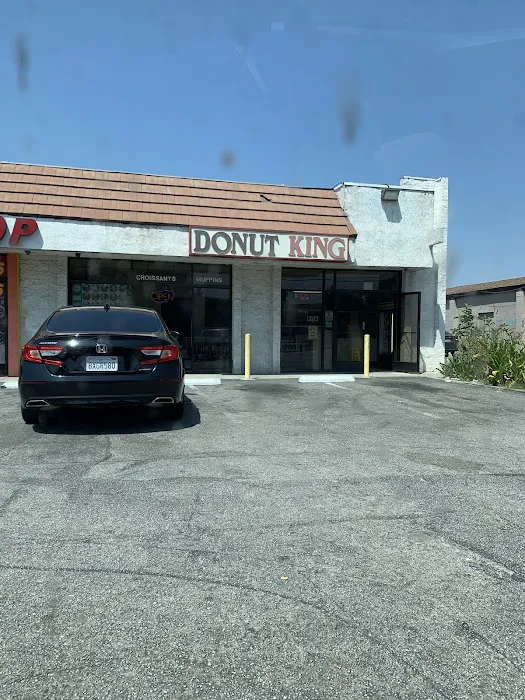Donut King Picture 7