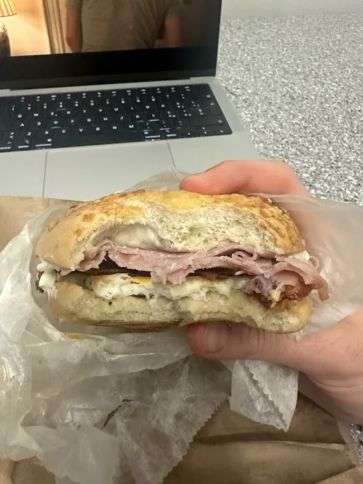 Bruegger's Bagels Picture 4