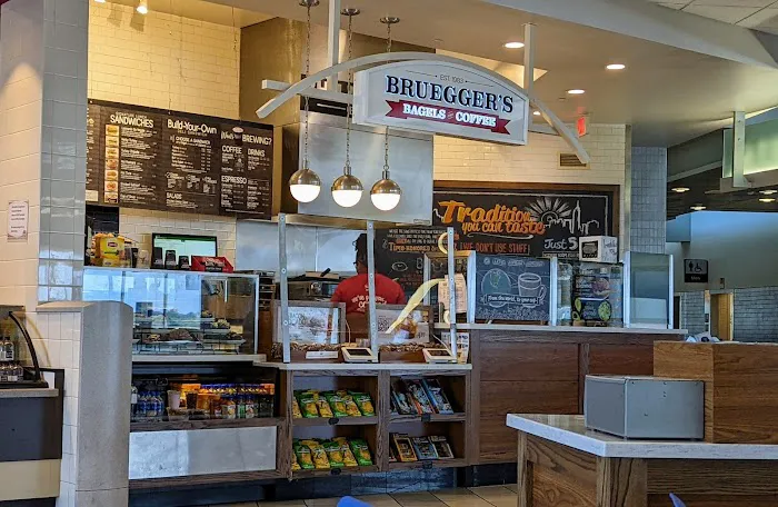 Bruegger's Bagels Picture 7