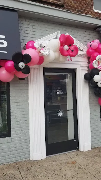 Cathryn's Cake Salon Picture 7