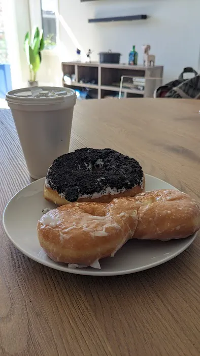 K & L Fresh Donuts & Coffee Picture 2