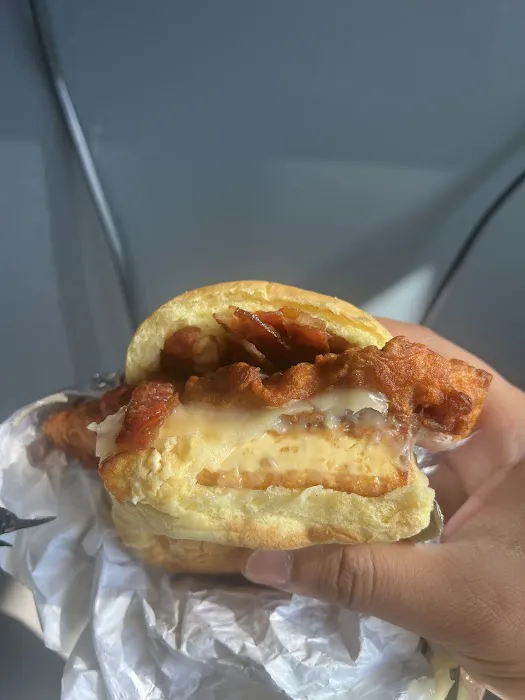 Federal Donuts & Chicken North Picture 3