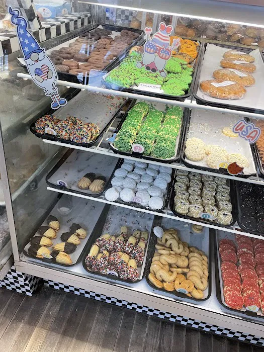 Kaplan's New Model Bakery Picture 7