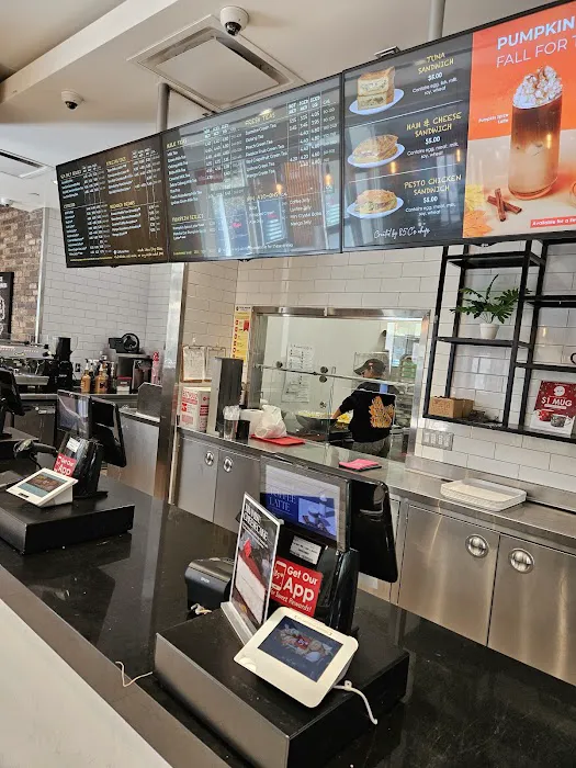 85C Bakery Cafe - Sherman Oaks Picture 3