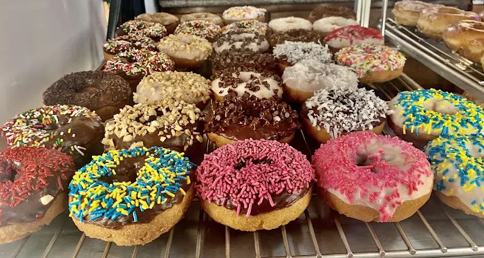 Donuts & Delites Picture 3