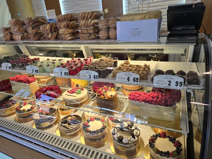 Nellie's Bakery Picture 3
