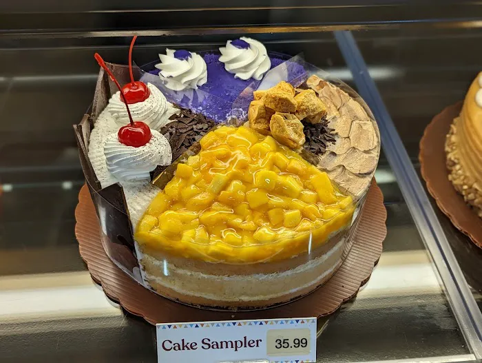 Red Ribbon Bakeshop Picture 1