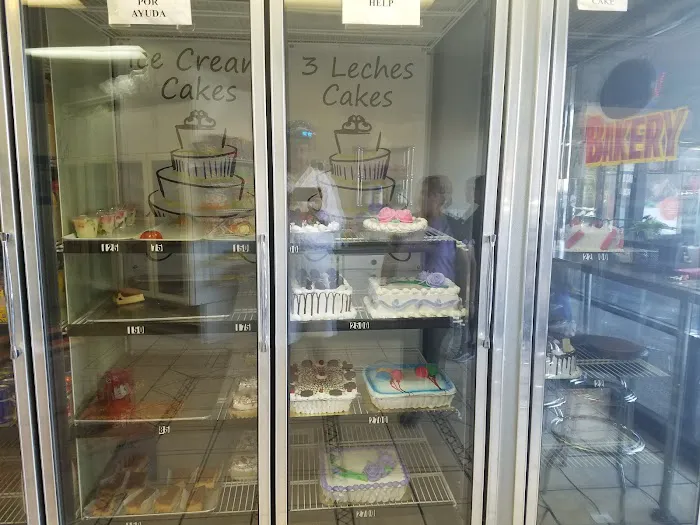 Kiki's Bakery - Cakes, Bread & More Picture 1