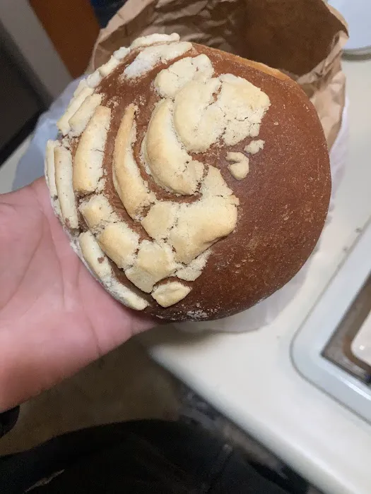El Milagro Bakery Picture 4