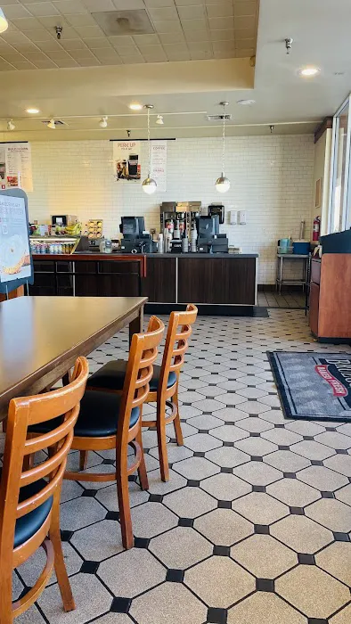 Bruegger's Bagels Picture 9