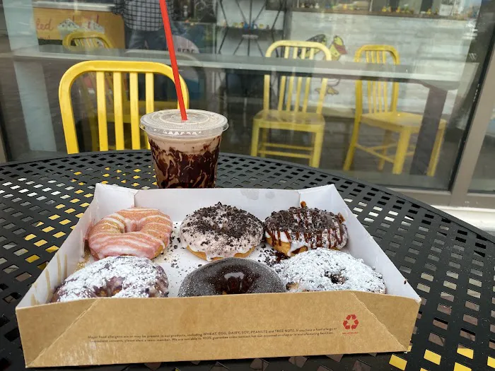 Duck Donuts Picture 3
