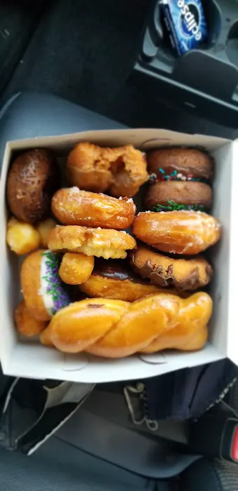 Road Runner Donuts of Upland Picture 1